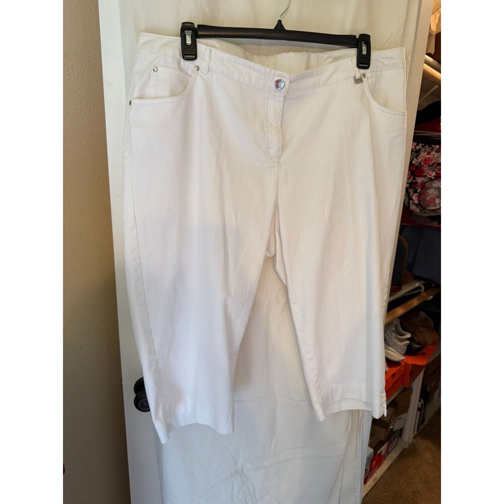 NWOT Tanjay Capri Pants
